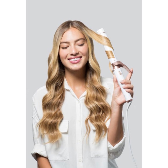 T3 Other - T3 Polished Curls 1.25” Interchangeable Clip Curling Iron Barrel